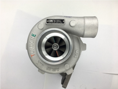 PC200-5進口增（zēng）壓（yā）器