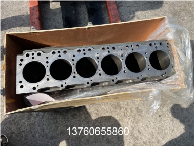 DH220LC-7 DB58發動機缸（gāng）體（tǐ）